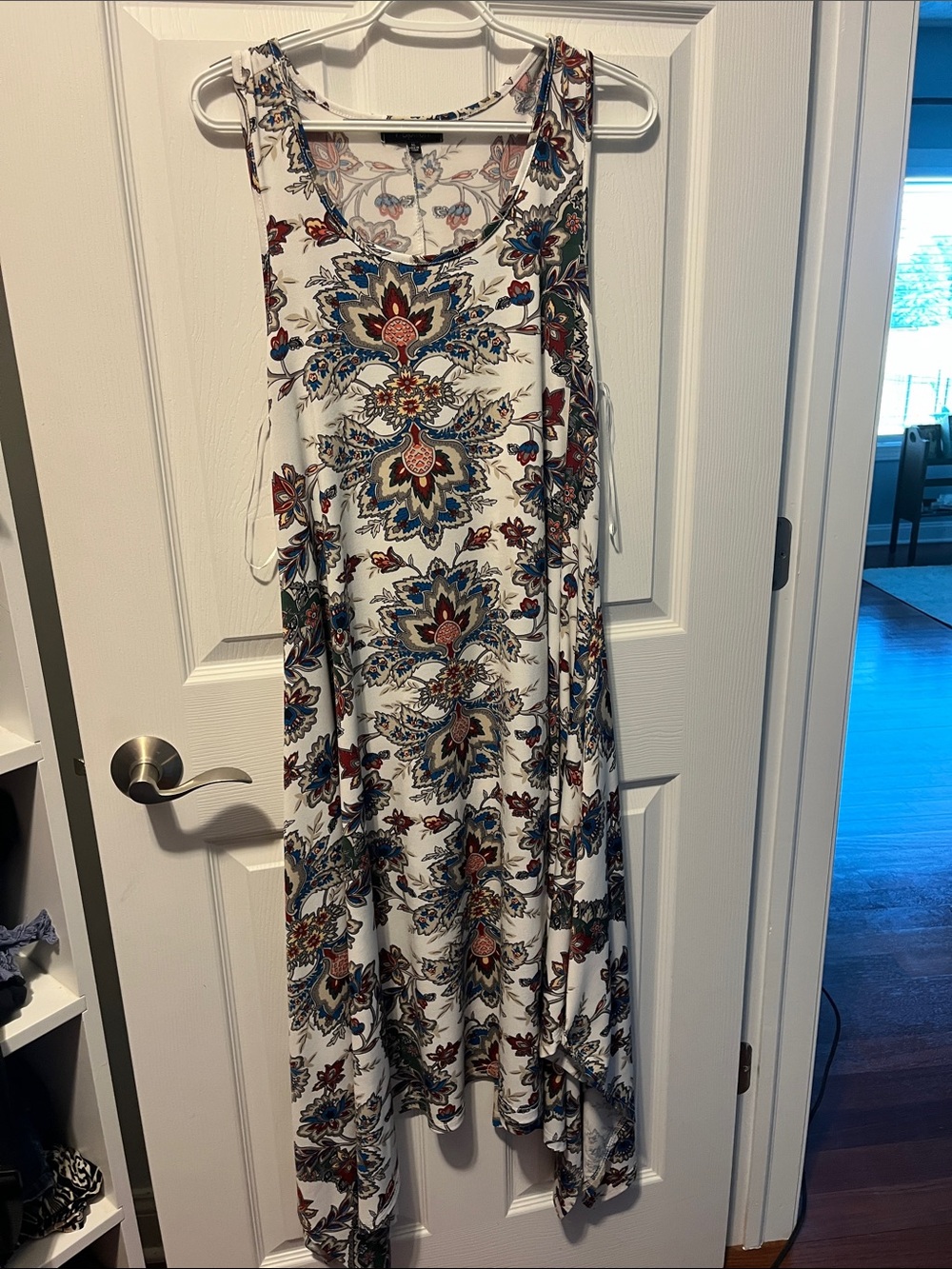 Sleeveless Floral Print Midi Dress